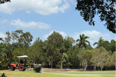 Topdressing-the-collars-and-aprons-on-The-Palms-golf-course