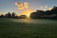 Sunrise-on-Monday-morning-on-The-Pines-golf-course