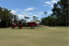 Dusting-the-greens-on-The-Palms-golf-course