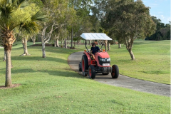 Edging-along-the-cart-paths-on-The-Palms-golf-course